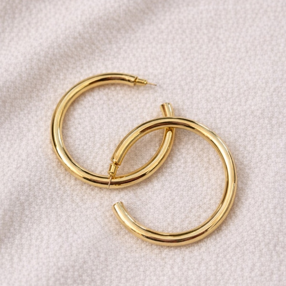 Oro Luna Large Gold Tube Hoop Earrings
